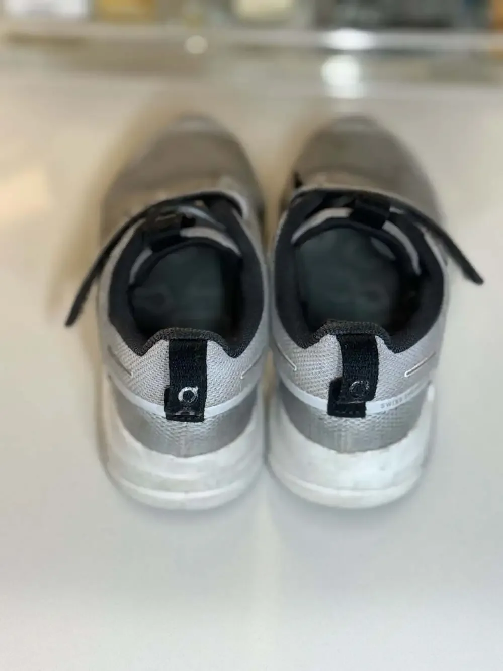 On Running Cloud Play Kids Sneakers Grey White Hook and Loop
